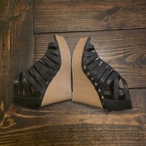 Report Black Strappy Wedge Sandals